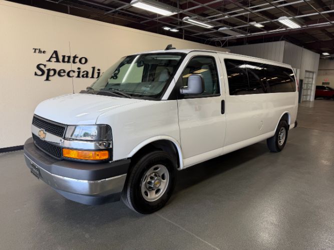 chevrolet express passenger 2025 1GAZGPFP7S1221309 image chevrolet express passenger 2025 1GAZGPFP7S1221309 image